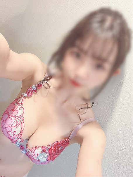遊ましろ