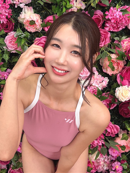 結城花乃羽