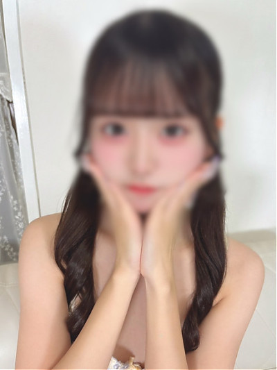比奈沢ひな